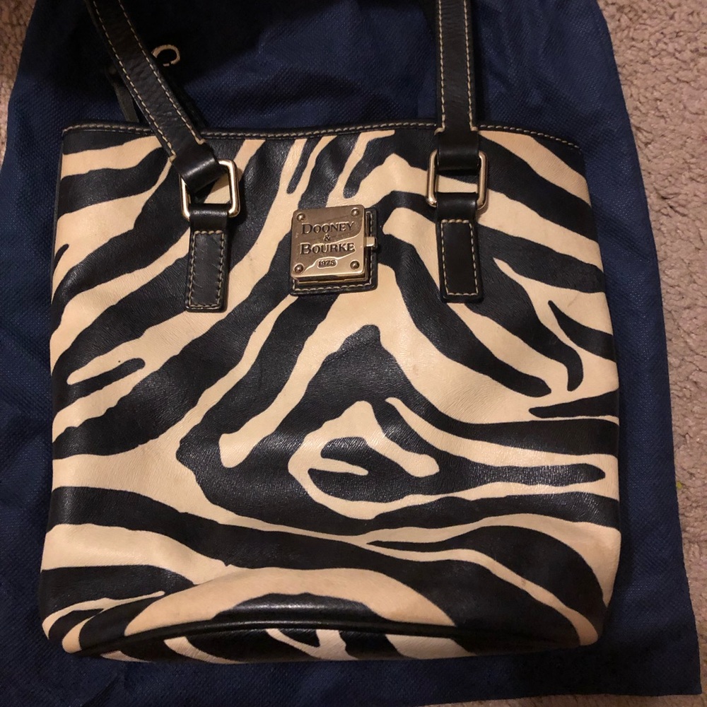 Vintage authentic Dooney & Bourke